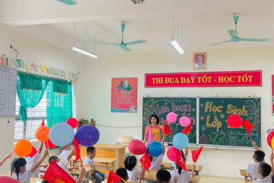 NGÀY TỰU TRƯỜNG – KHỞI ĐẦU HÀNH TRÌNH MỚI CỦA HỌC SINH LỚP 1 TRƯỜNG TIỂU HỌC VĂN PHONG